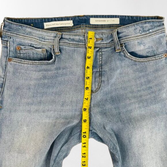 Anthropologie Pilcro Mid-Rise Slim Boyfriend Floral Embroidered Jeans Size 29 - Picture 11 of 13